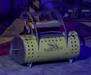 Rear view of Sabretooth in its Series 6 battle