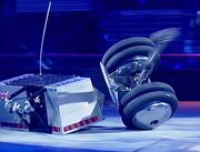 Mace 2 deflects an attack from Stinger