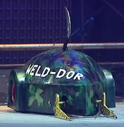 A front view of Weld-Dor in the arena