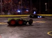 Drill-O-Dillo loses a wheel against Gray Matter