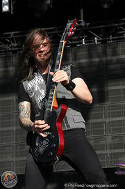 Cwg.epicenter2010.paparoach.reed 002.jpg