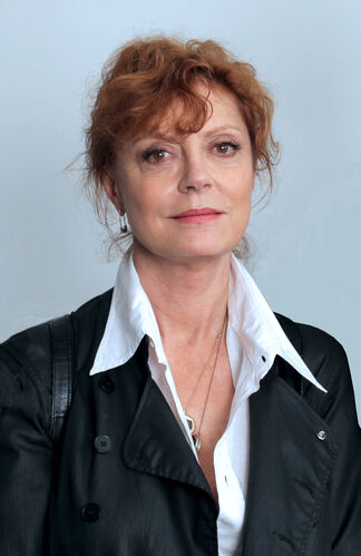 Susan Sarandon at the set of 'American Mirror' cropped and edited