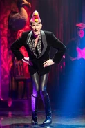 A72e3b912bcf0ae33fb83b42387ebdcd.jpg (62 KB) Sixth Narrator (The Rocky Horror Show Live)