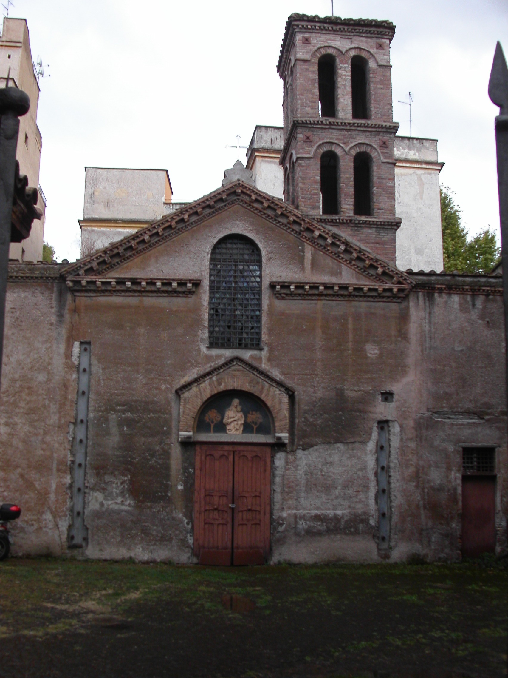 Santa Maria di Canepanova - Wikipedia