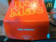 box of a Dutch Big Mac in April 2017. Note the spelling error in the word "original".