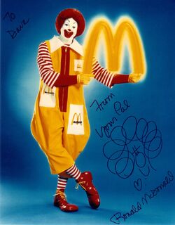 Ronald McDonald Golden Arch pose.jpg