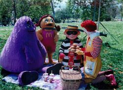 Ronald McDonald & Friends 25.jpg