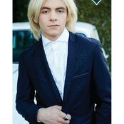 Ross Lynch- 1239399817255061376707341807311321 n