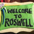 RNM 1.01 BTS cake.jpg (124 KB) Roswell cake