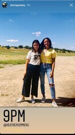 RoswellS2BTSCast19.jpg (119 KB) Shiri Appleby and Heather Hemmens