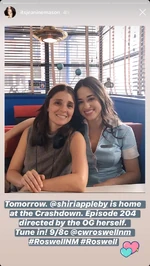 RoswellS2BTSCast13.jpg (165 KB) Shiri Appleby and Jeanine Mason