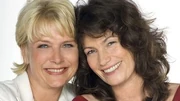 Alice mit ihrer besten Freundin Nina Olsen.