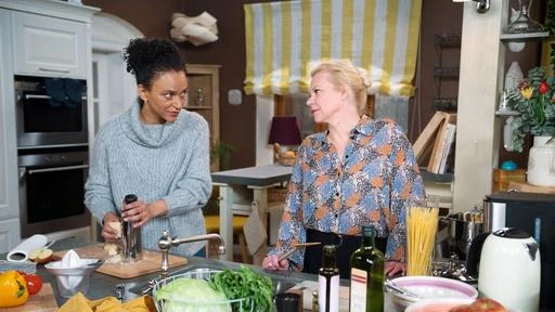 Folge 3571 | Rote Rosen Wiki | Fandom