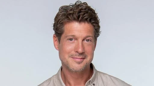 Sebastian Deyle | Rote Rosen Wiki | Fandom