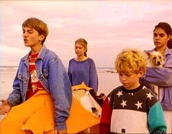 Drew Campbell, Round The Twist Wiki