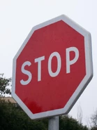 Panneau AB4 7.jpg (29 kio) Modèle actuel en place. © GPS Nico