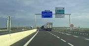 L'autoroute A355, sortie 2 vers D1004 (ex-RN4)