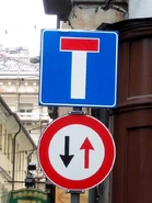 Panneau indiquant une impasse en place à Turin (Italie). © GPS Nico