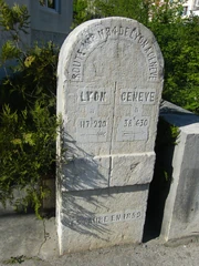 Borne impériale à Bellegarde-sur-Valserine  © Lloyd_cf