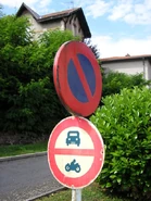 Ancien panneau B7a au Puy-en-Velay. © G.E.