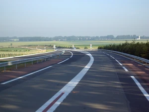 Entrée du créneau de dépassement de Gouy-Saint-André (62)  © DDE62