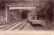 Le funiculaire de Croix-Pâquet au niveau de la station basse. © Wikipédia