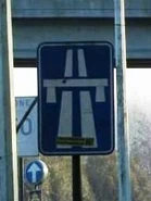Panneau d'entrée d'autoroute. © Mario Blaak