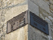 Plaques de cocher à l'intersection entre les D44 et D86 à Ully-Saint-Georges.