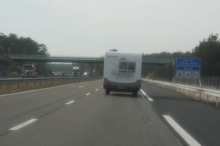 Panneau d'annonce de l'aire de l'Océan-ouest sur l'A63.