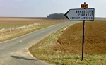 La D60A (77) à l'Est de Villiers-Saint-Georges en direction de Brasseaux