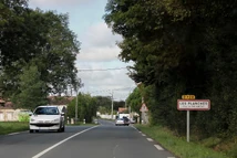 La D728 aux Planches.