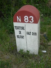Borne de limite de départements entre Haut-Rhin et Territoire de Belfort. © Lloyd_cf