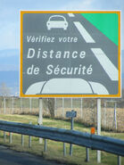 Panneau de type SR2a en place sur l'A42. © hugom08