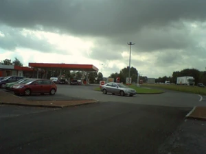 Ancienne aire de Genech, dans le sens Valenciennes - Lille