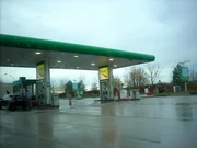 Station service de l'aire de Villeneuve Vauluisant en direction de Paris