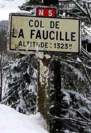 L'ancien panneau du Col de la Faucille. © Jacques De Priester