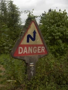 Panneau de "supersignalisation" Michelin en place à Nouart (Ardennes) sur le délaissé de l'ancienne RN 47. © Fred75