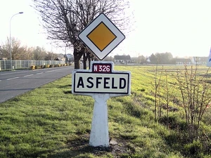 Panneau Michelin à Asfeld.