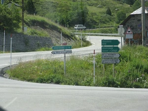 Croisement entre la RN22 et la RN320