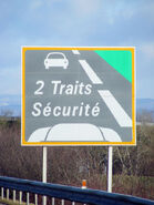 Panneau de type SR2c en place sur l'A42. © hugom08