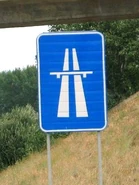 Panneau entrée d'autoroute. © Mario Blaak