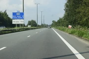La N58 à hauteur de Warneton (Waasten) en direction de Menin (Menen)