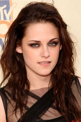 Kristen-stewart-at-2009-mtv-movie-awards-closeup