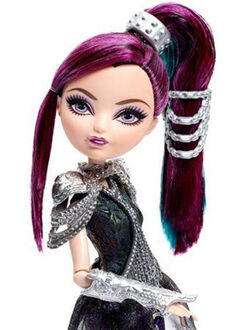 Boneca Ever After High Jogos De Dragões Featherly Original