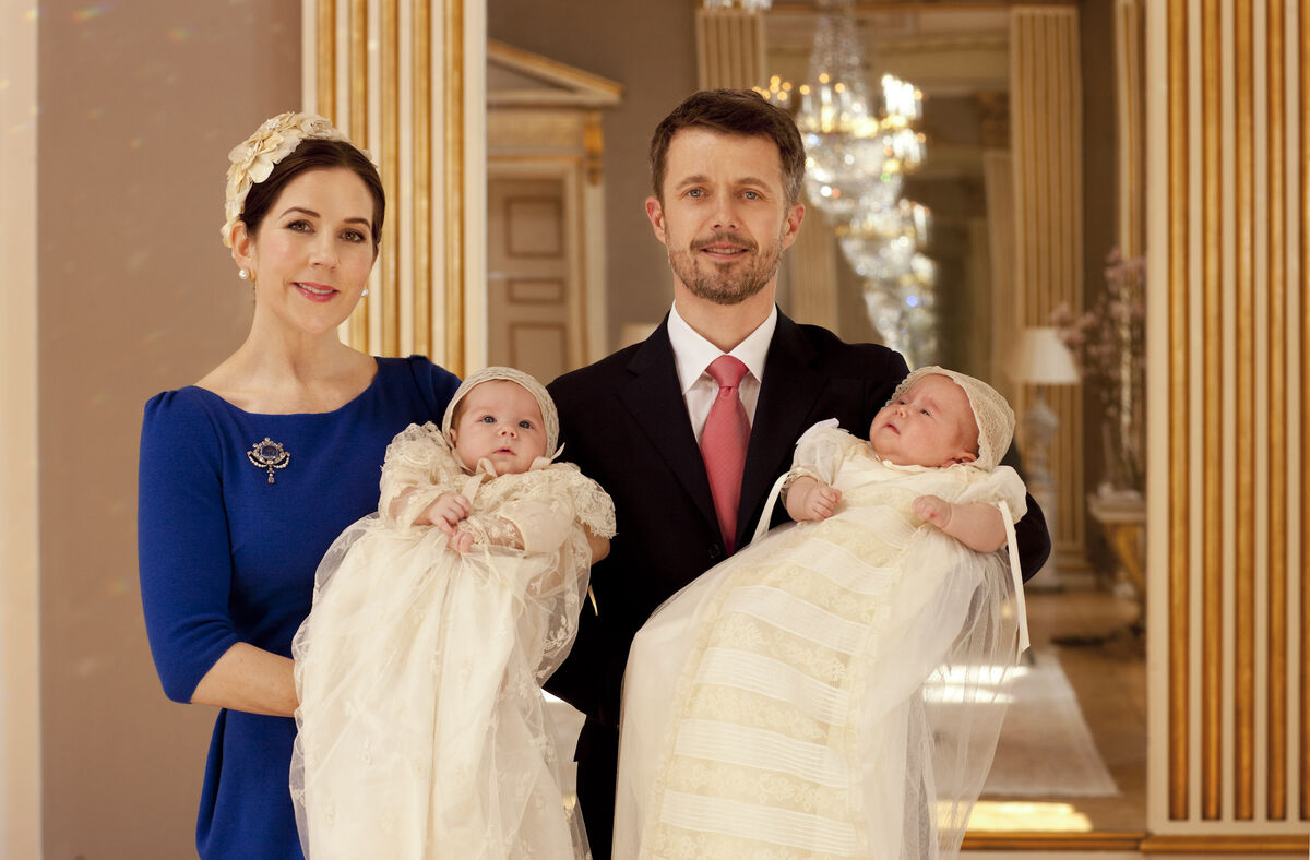 Королевская двойня читать. Королевская семья Дании принцесса мери. Принцесса Йозефина Датская.