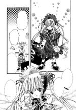 Hinaichigo creyendo de que Shinku iba a jugar con ella