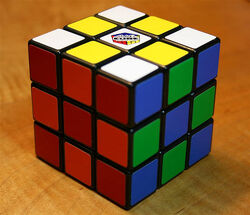Rubik's Cube — Wikipédia
