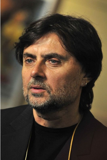 Csupó at an interview