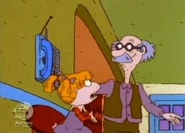 "Baked apples?! I hate stinky baked apples!"