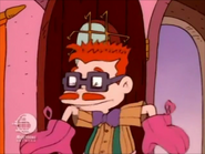 Rugrats - Babysitting Fluffy 500